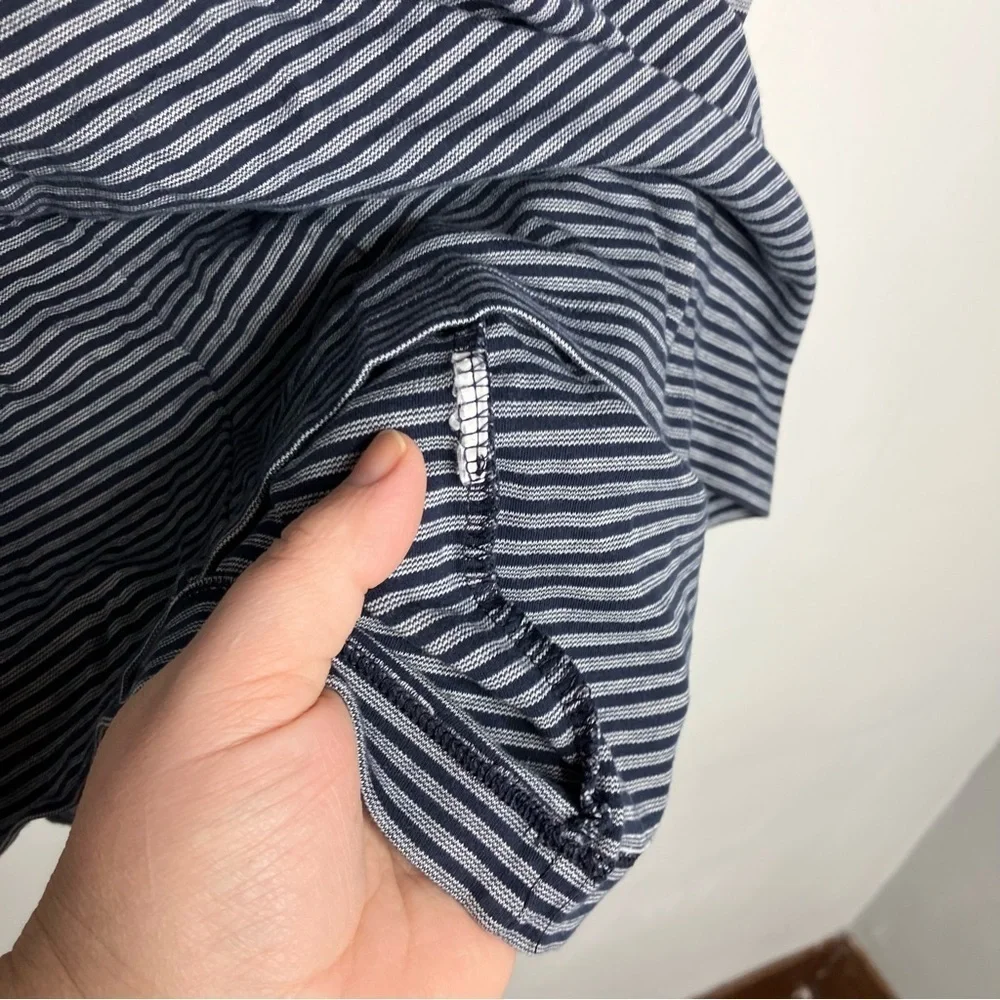 Banana Republic luxury‎ touch striped tee size large